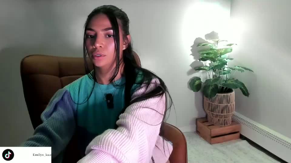 emilyn_keatting Webcam Chat September 23, 2026