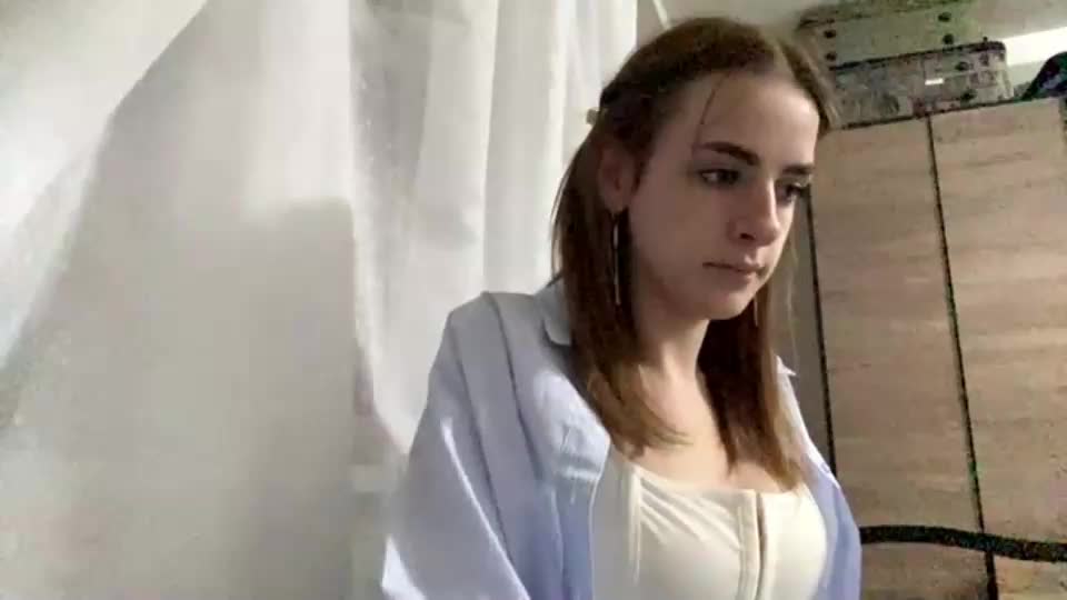 suzannetigerino Webcam Chat September 23, 2026