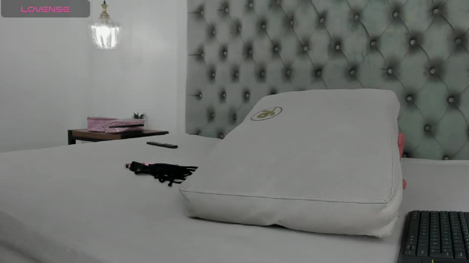 coonie_paige Webcam Chat September 23, 2026