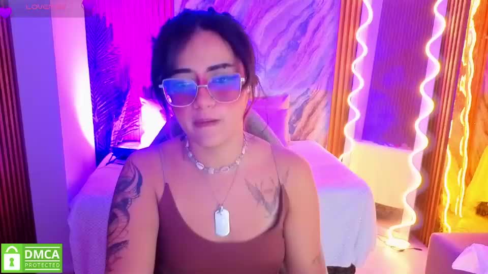kristen_tay Webcam Chat September 23, 2026