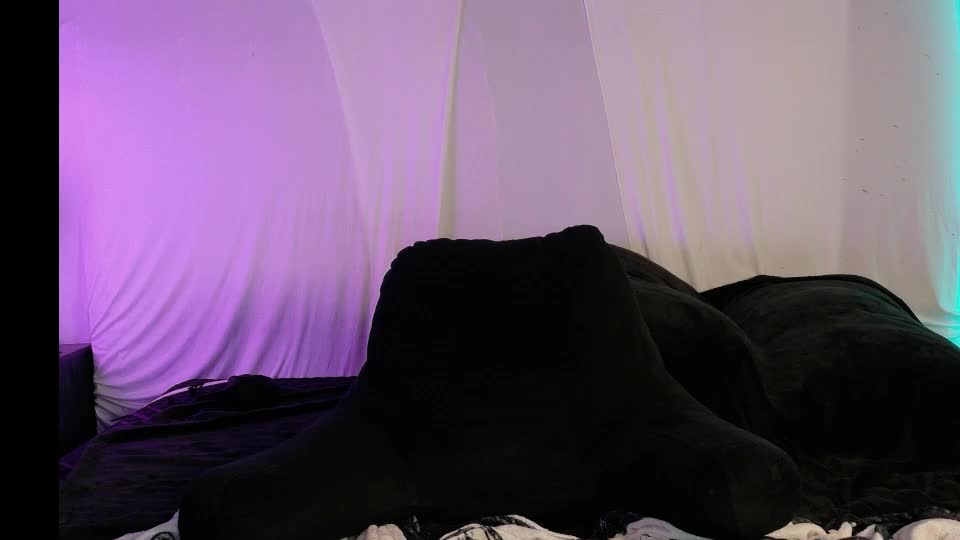 its_allixo Webcam Chat September 23, 2026