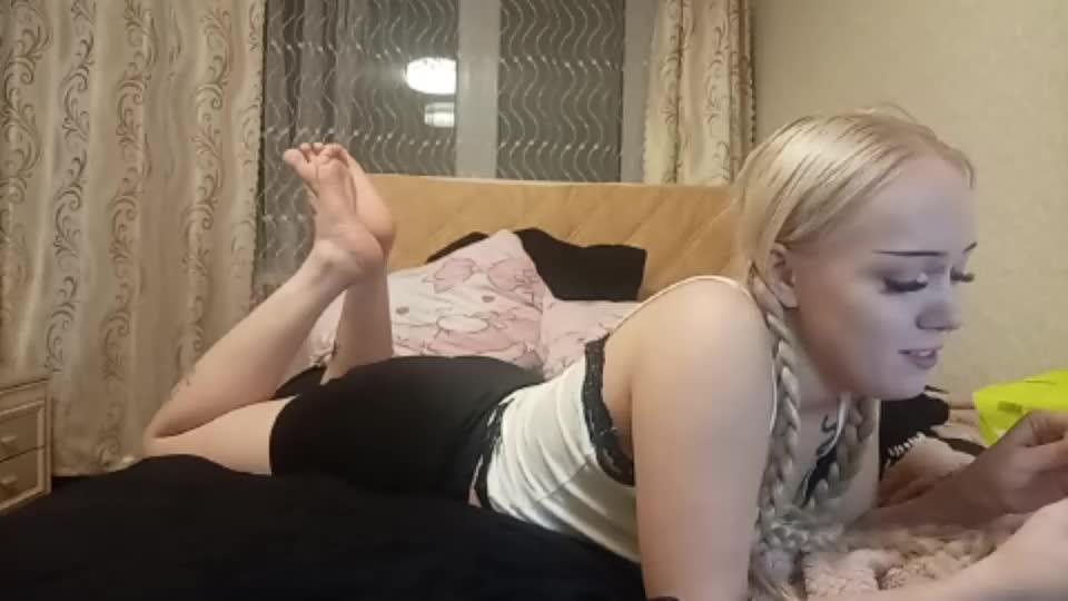 yeseniagonder Webcam Chat September 24, 2026