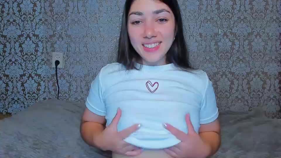 adrianakuiper Webcam Chat September 24, 2026