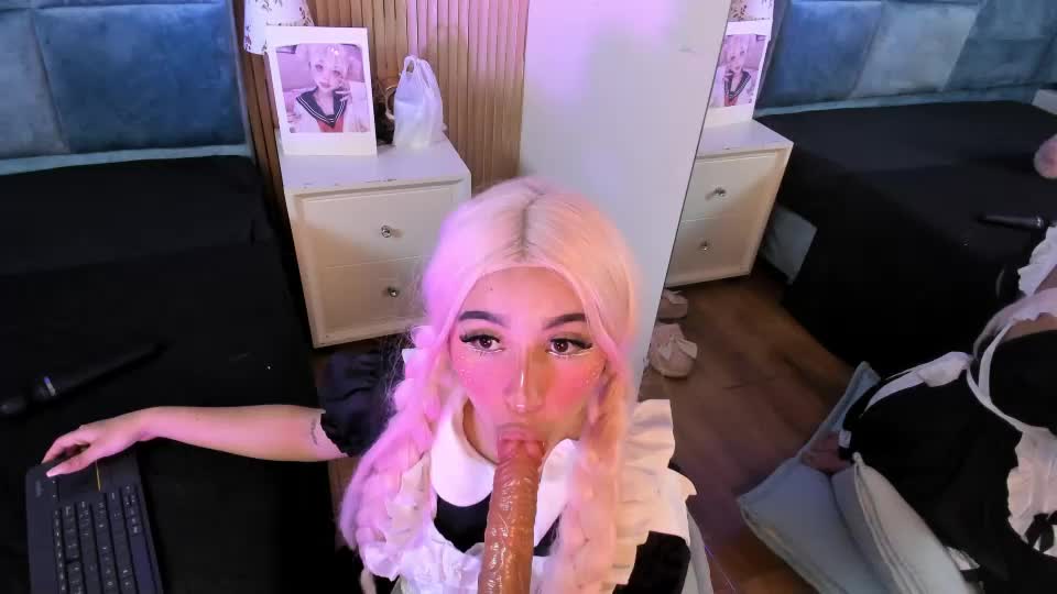 delphine_doll Webcam Chat September 24, 2026