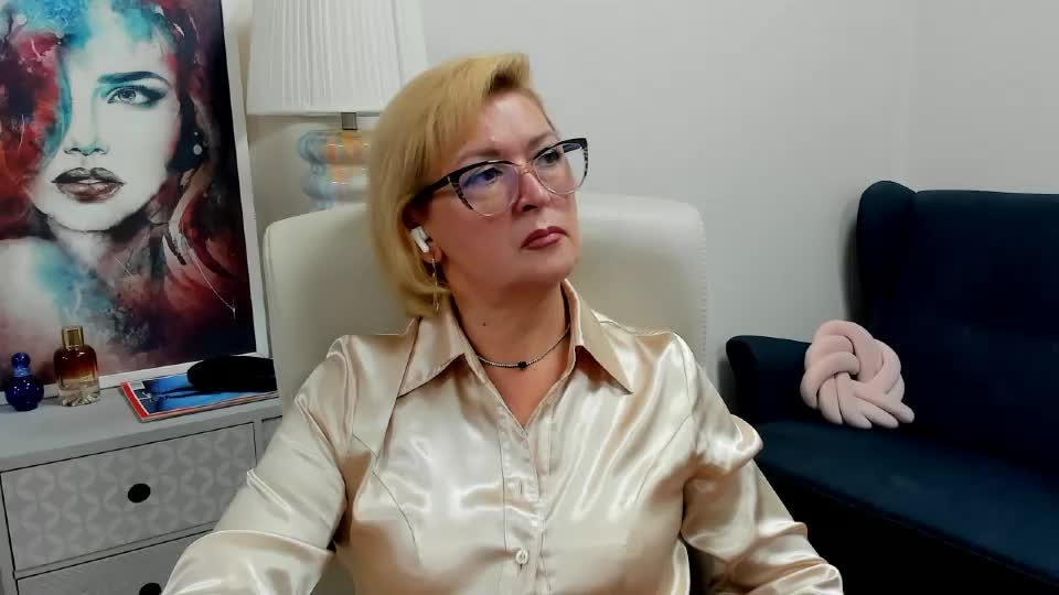 luna_xfantasy Webcam Chat September 24, 2026