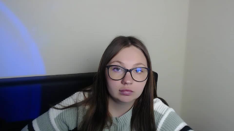 luizaheems_ Webcam Chat September 24, 2026