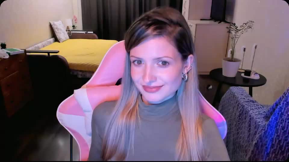 julie_flores Webcam Chat September 25, 2026