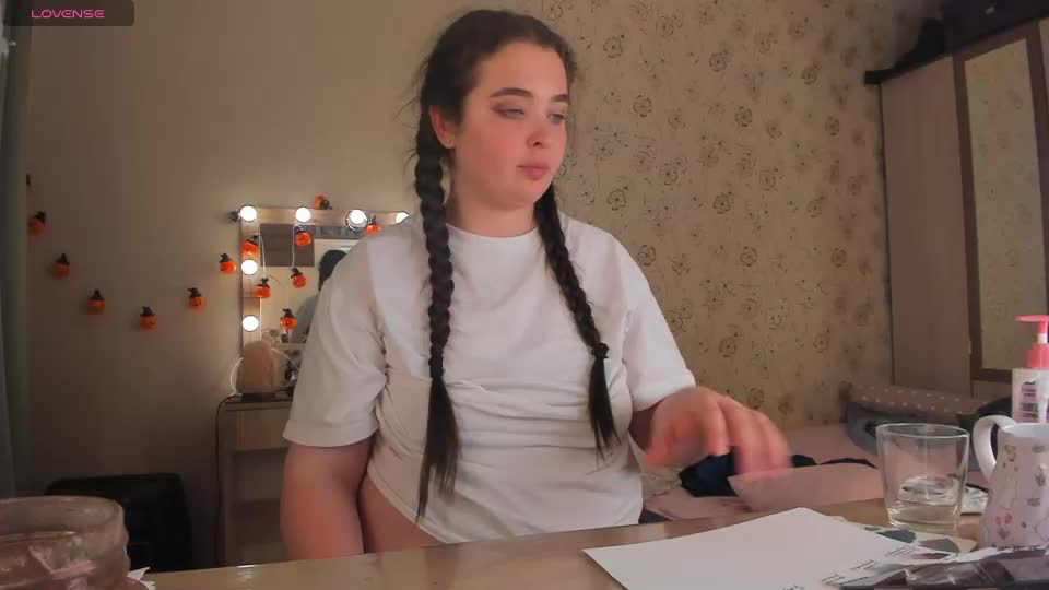 alice_next_door_ Webcam Chat September 25, 2026