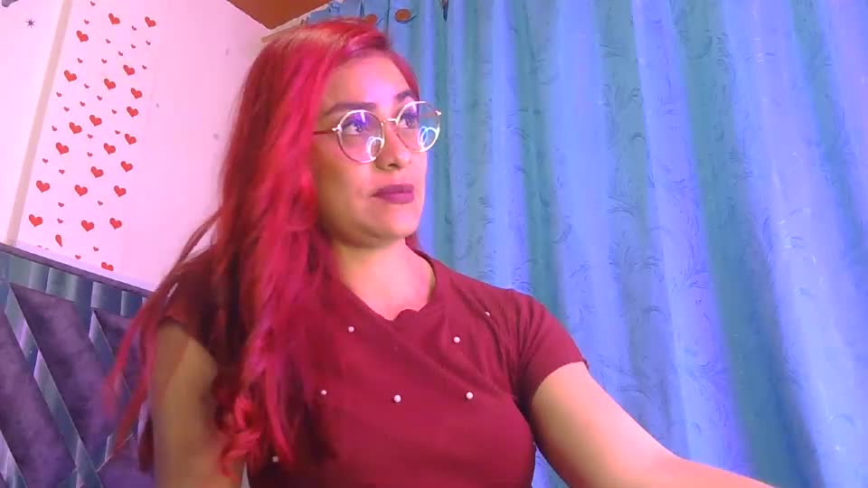 tiiny_emiily Webcam Chat September 26, 2026
