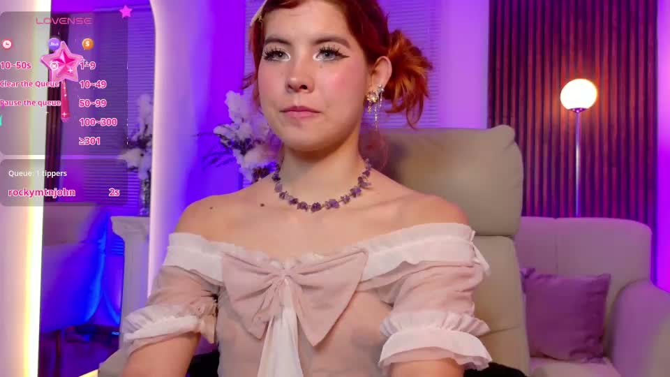 dahlia_grey Webcam Chat September 26, 2026