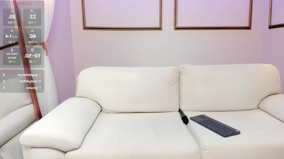 mialiore_ Webcam Chat September 28, 2026