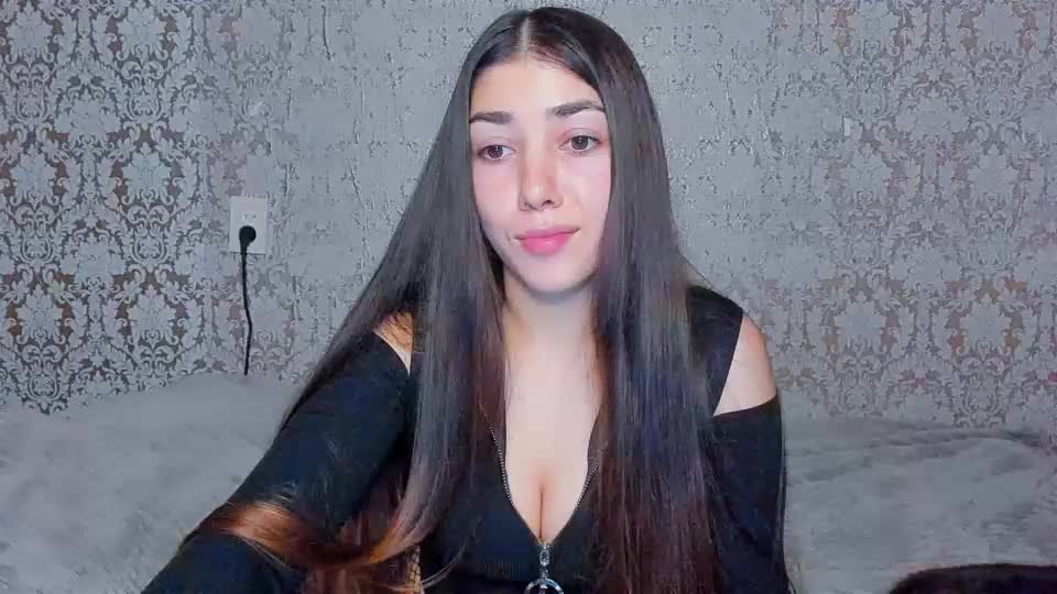 adrianakuiper Webcam Chat September 28, 2026