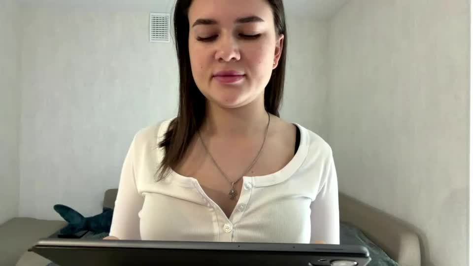peachyvibee Webcam Chat September 29, 2026