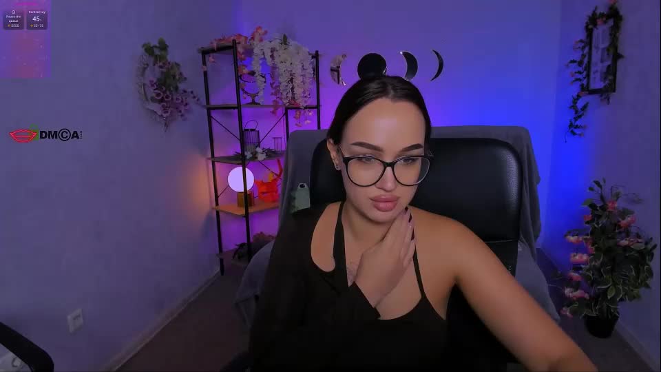 bloom_night Webcam Chat September 29, 2026