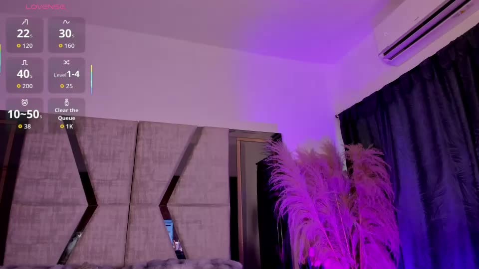 carolinefyre Webcam Chat September 29, 2026