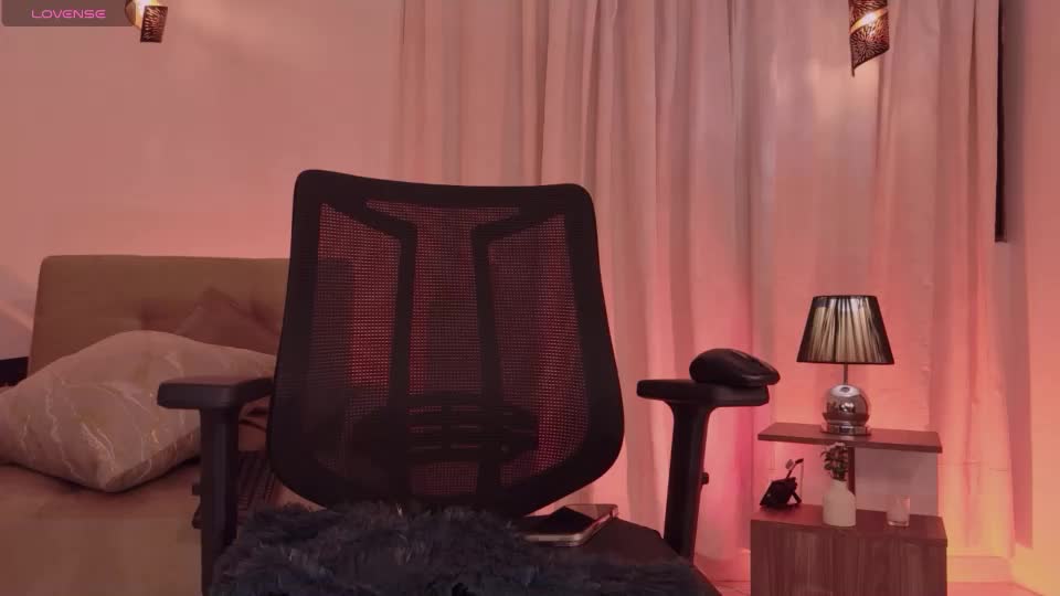 isabellalux_ Webcam Chat September 29, 2026