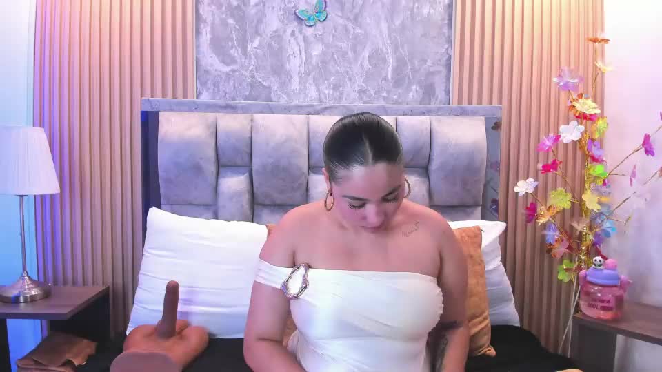 sulay_kim Webcam Chat September 29, 2026