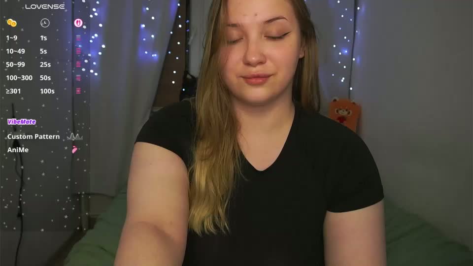 cute_sharloti Webcam Chat September 30, 2026