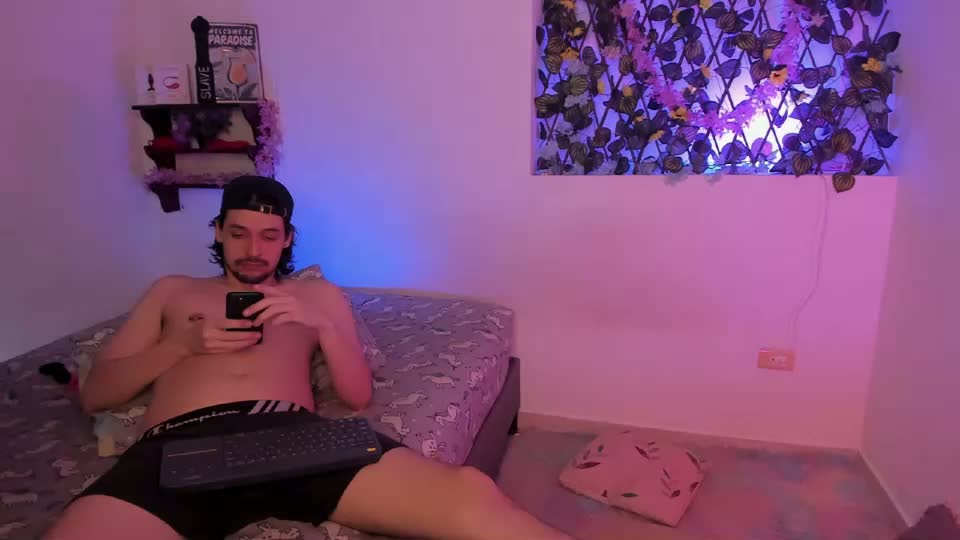 kylietimothee Webcam Chat September 30, 2026