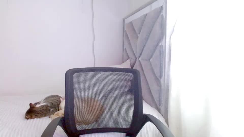 zoe_sexy69 Webcam Chat September 30, 2026