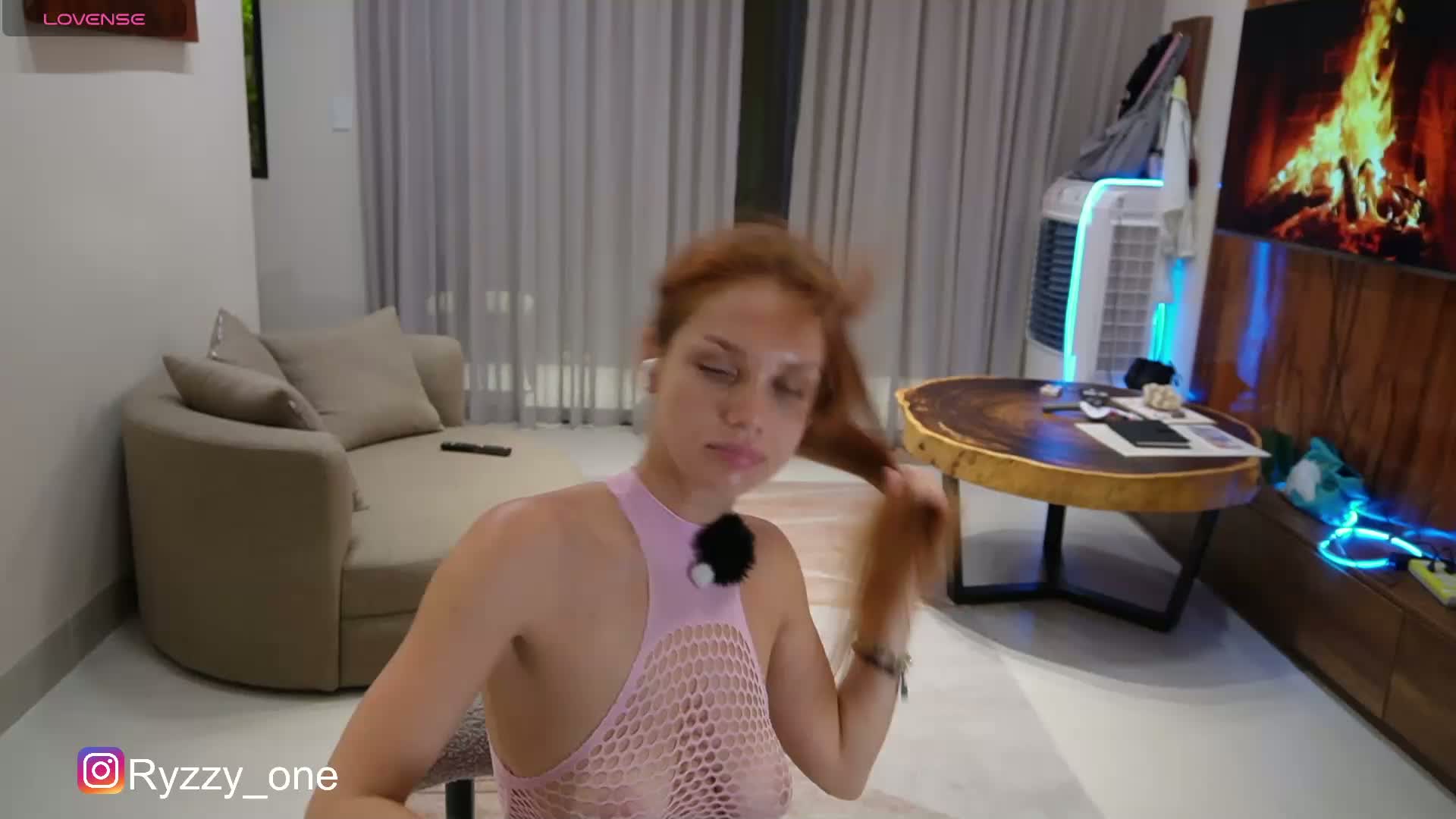 Nastyu-sha Webcam Chat October 1, 2026