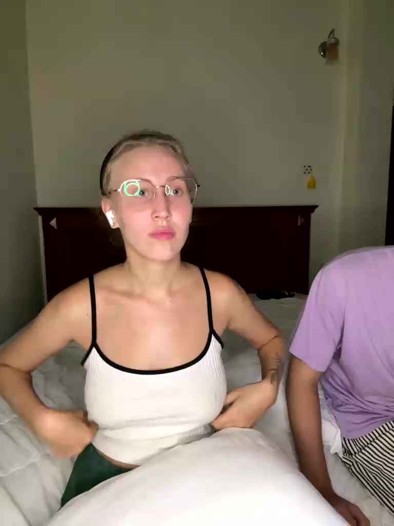 Durnaya_kis Webcam Chat October 1, 2026