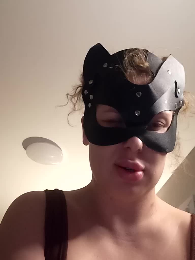 TataMiha2208 Webcam Chat October 2, 2026