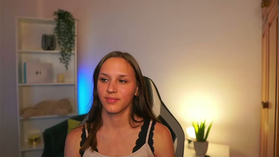 kelly_cutie18 Webcam Chat October 2, 2026