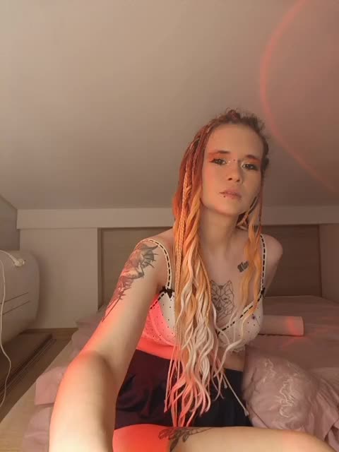 YukiFox Webcam Star October 2, 2026