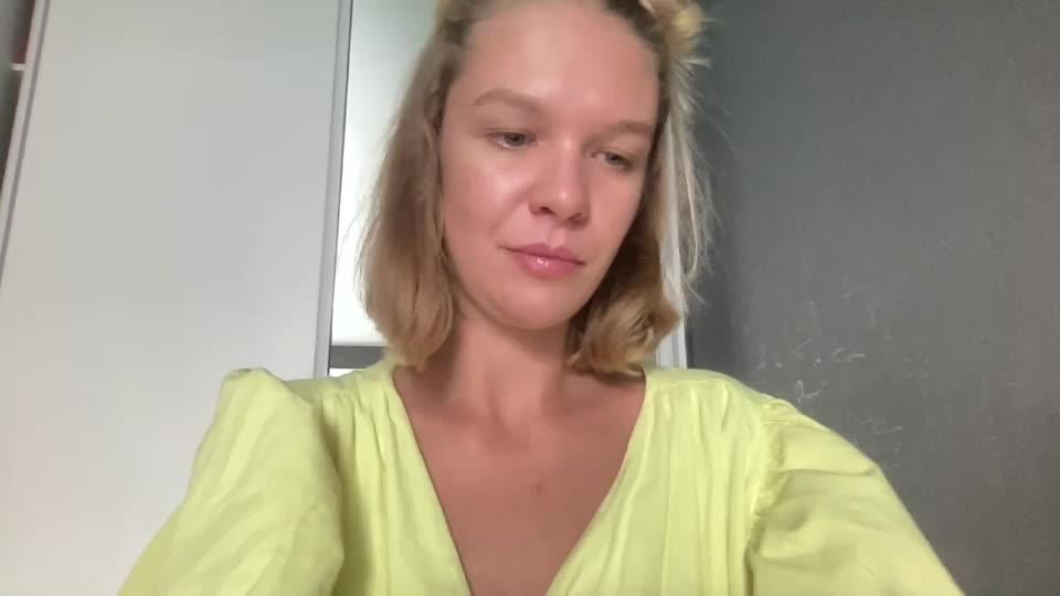 wondermama_ Webcam Chat October 3, 2026