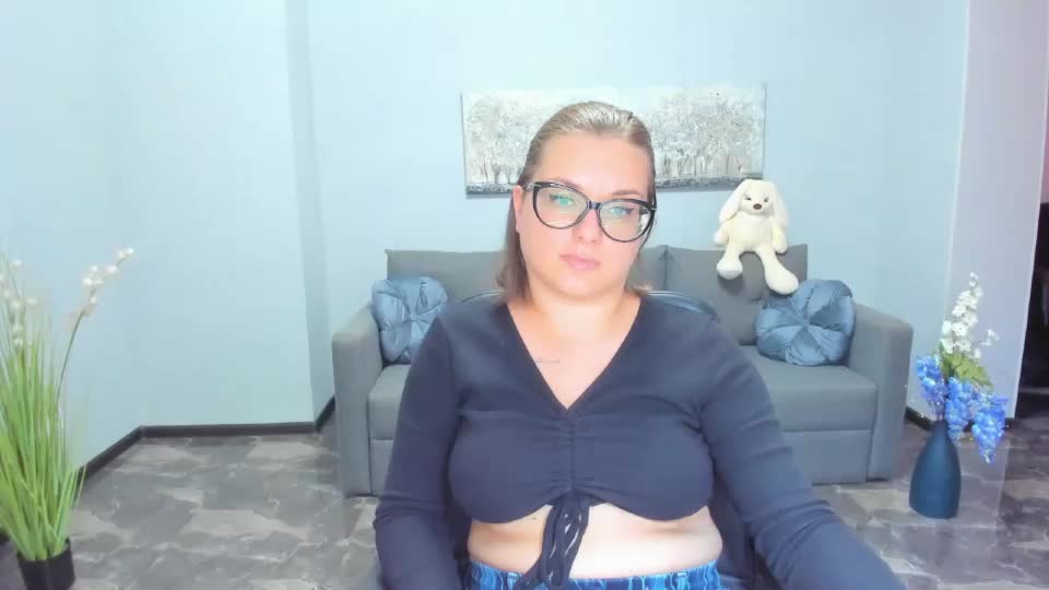 diana_riveras Webcam Star October 3, 2026