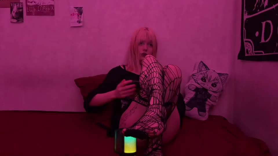 yorumika Webcam Chat October 3, 2026