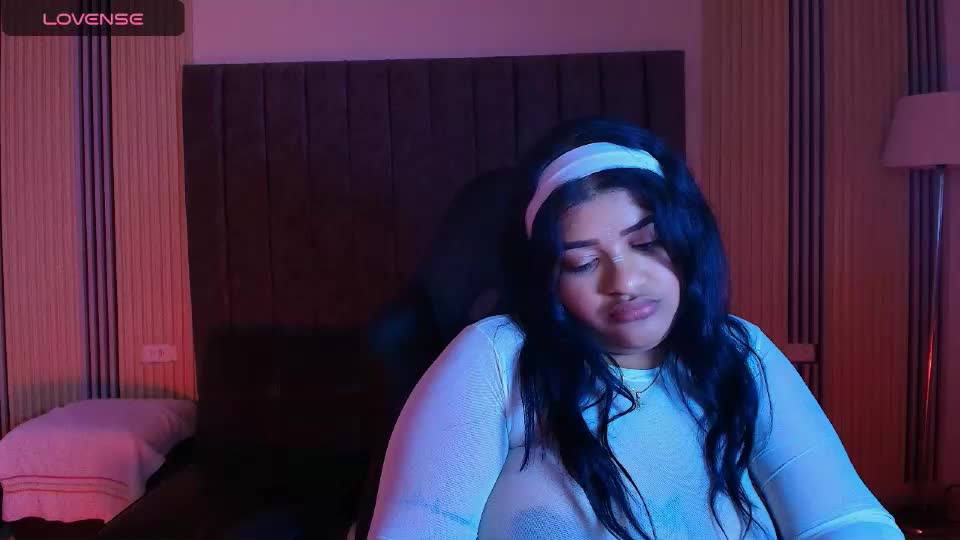 isabella_fer Webcam Chat October 3, 2026