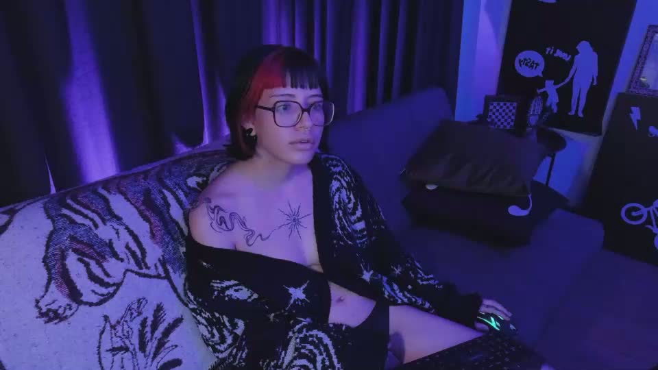 amimodee Webcam Chat October 3, 2026