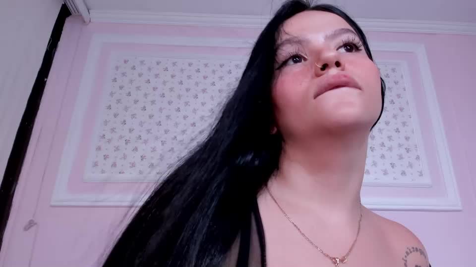 emma_rose29 Webcam Chat October 3, 2026