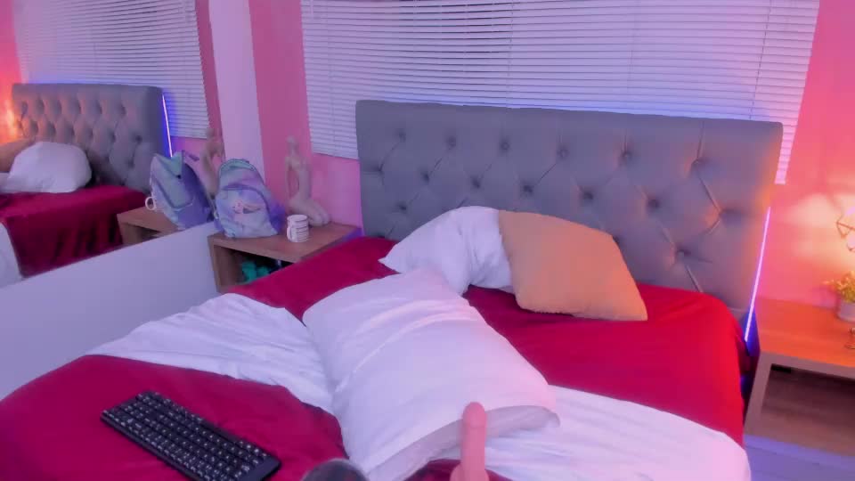 zoe_cbb Webcam Chat October 3, 2026