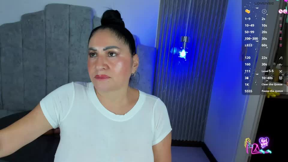 carlota_curvy Webcam Chat October 3, 2026