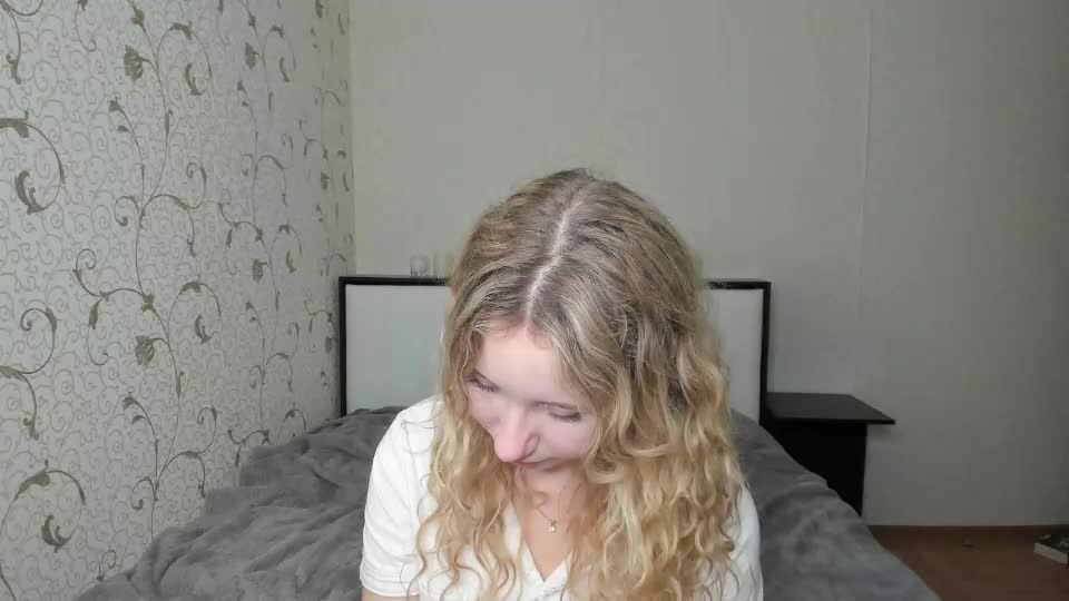 high_hils_angel Webcam Star October 4, 2026