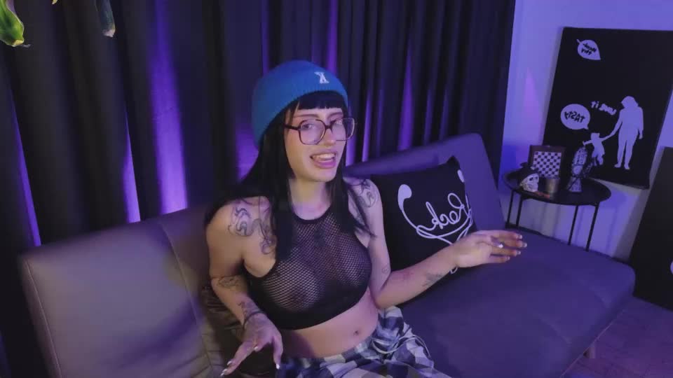 amimodee Webcam Chat October 4, 2026