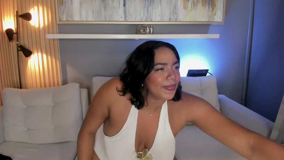 amaia_bbw Webcam Star October 4, 2026