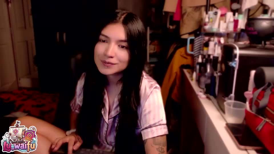 isis_waifu Webcam Chat October 4, 2026