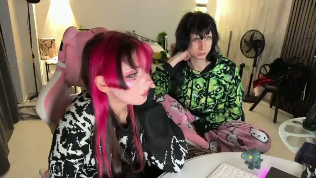 h3ntai-baby Webcam Chat October 4, 2026