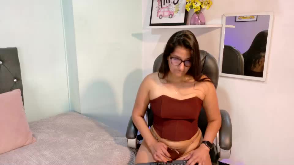 aryy_17 Webcam Chat October 4, 2026