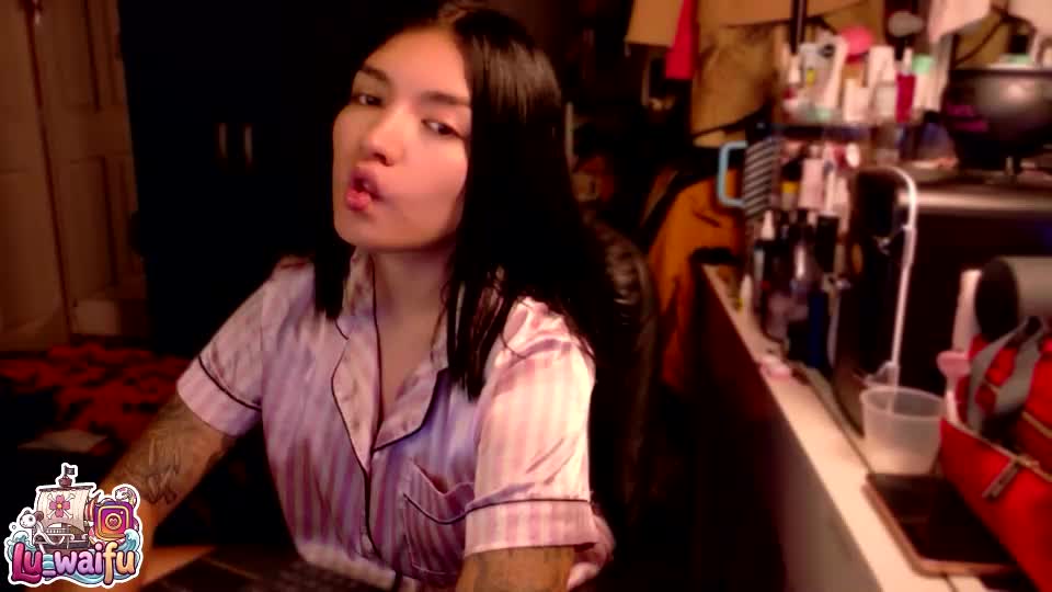 isis_waifu Webcam Chat October 4, 2026