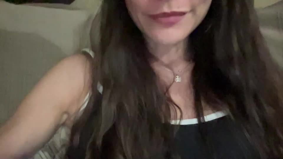 sharlottesins Webcam Chat October 4, 2026