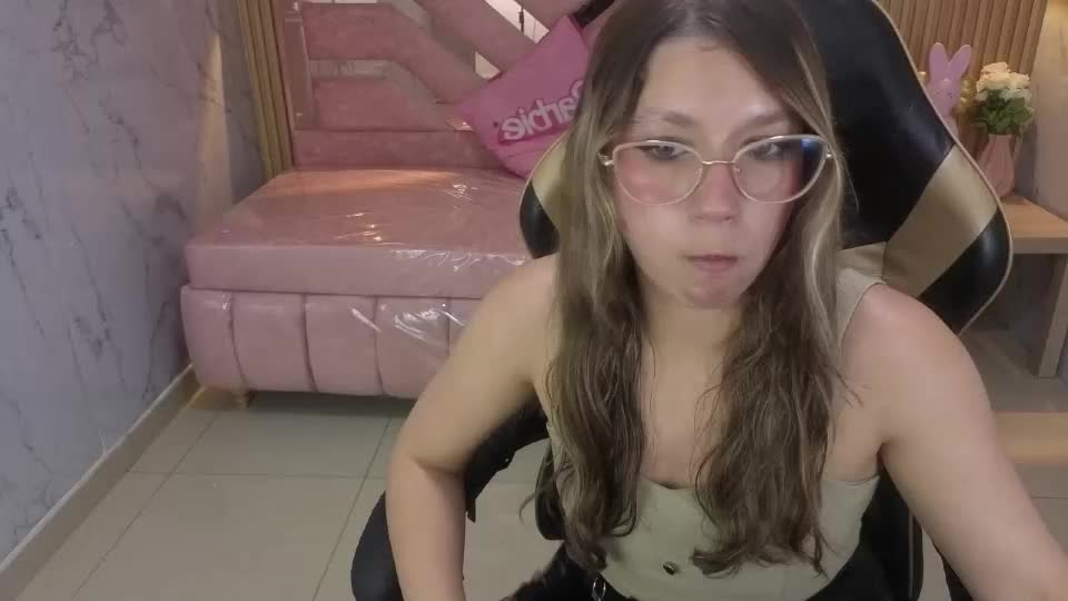 vanessa_tf1 Webcam Chat October 4, 2026