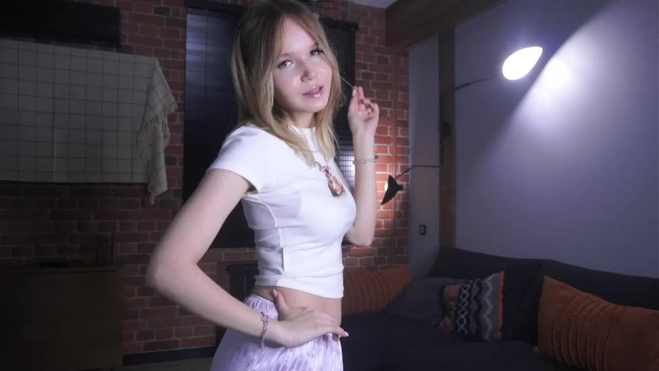 coco_schanel Webcam Star October 5, 2026