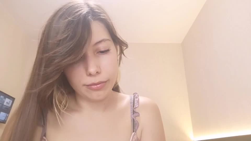 lola_sexcream Webcam Chat October 5, 2026