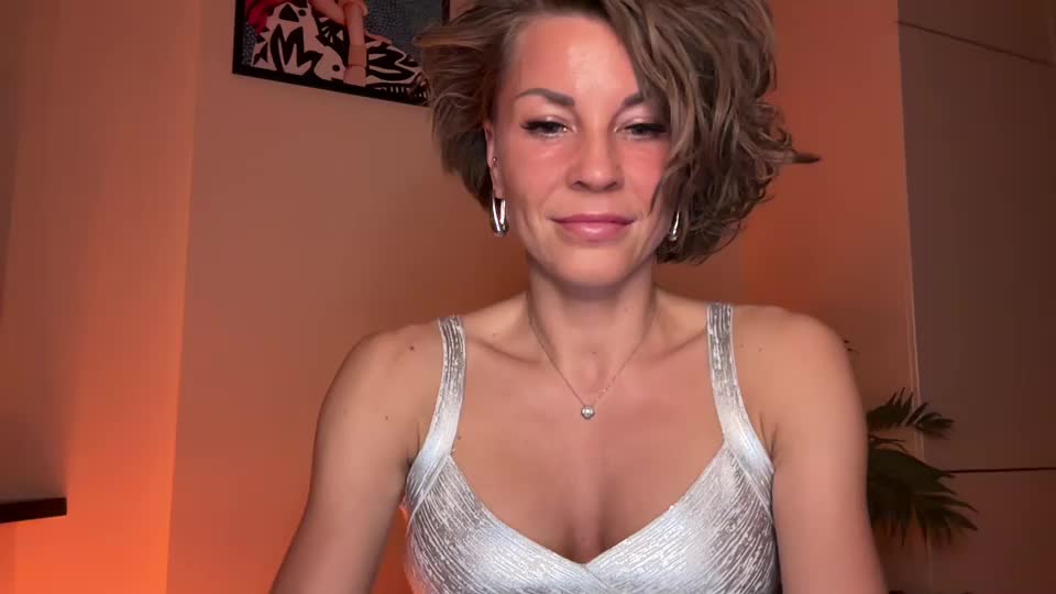 orelivana Webcam Chat October 5, 2026