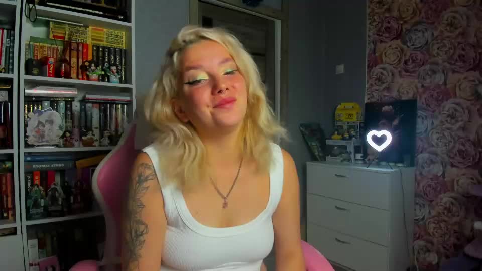 julia__666 Webcam Chat October 5, 2026